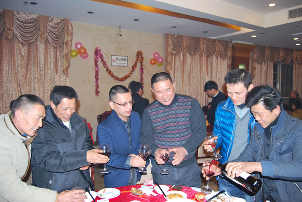 yT(mn)F(tun) 2015 (hu)-12